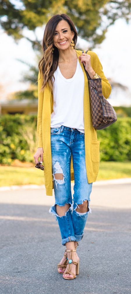 A longline yellow cardigan goes with virtually everything!
