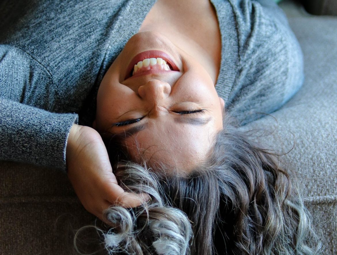 Redefining What “Unattractive” Hair Means To Women